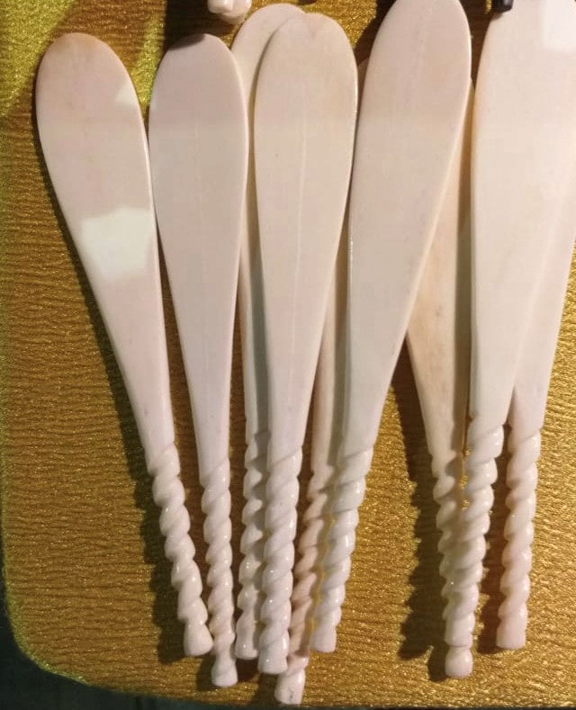 Espátula de Petisco em Osso