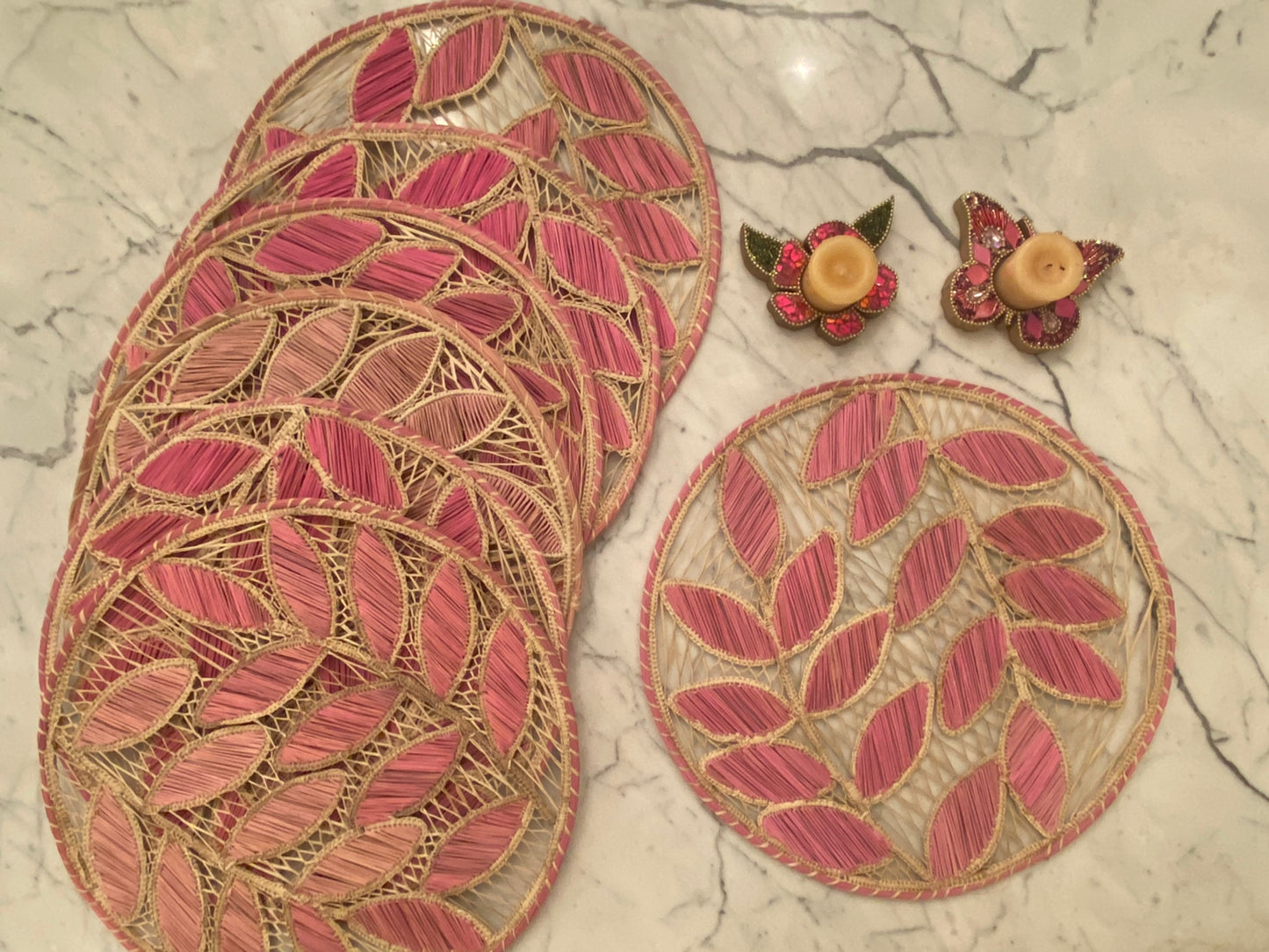 Souplat em palha natural Folhagem Rosa Nude