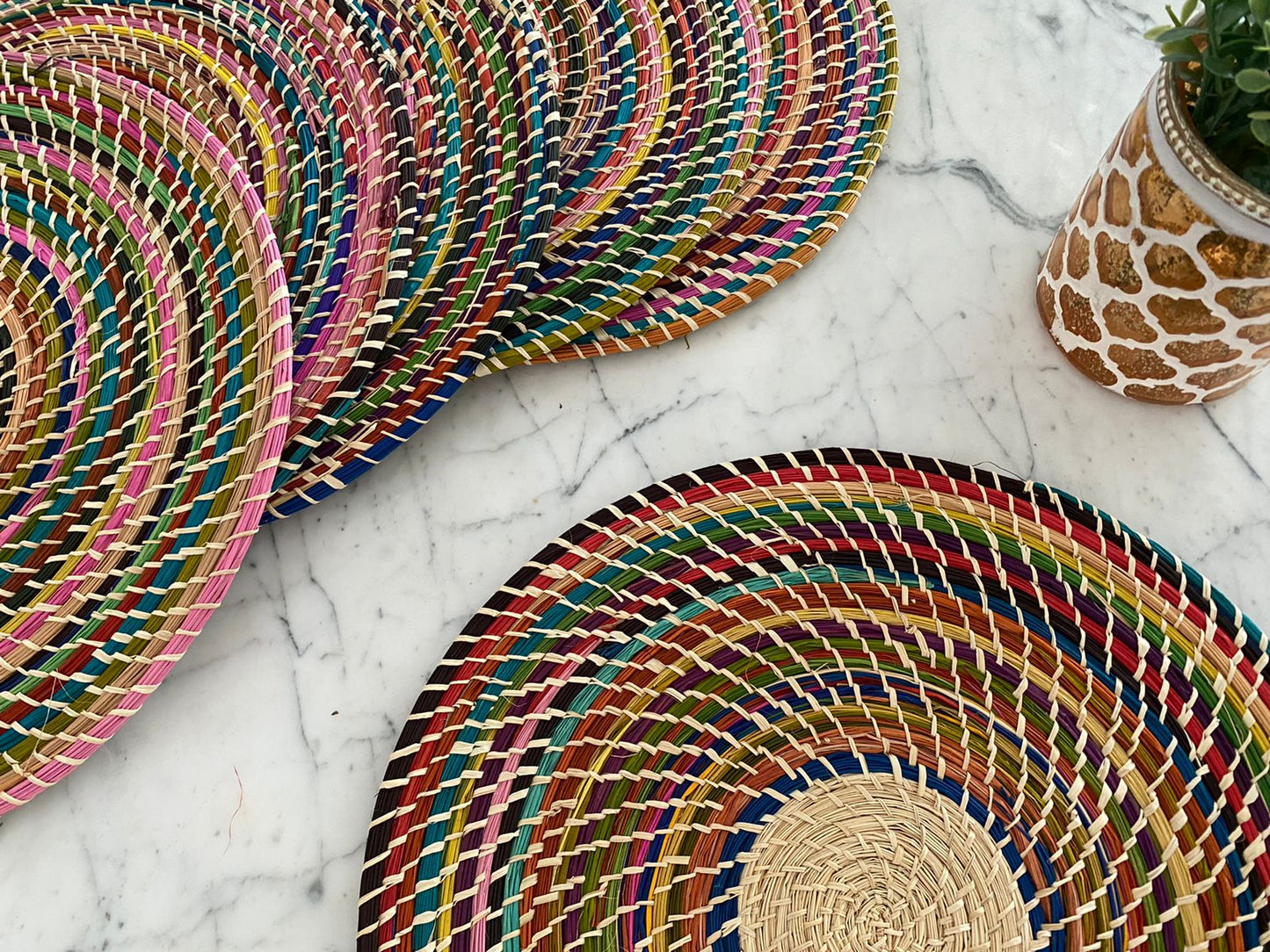 Souplat em palha natural Multicolor - Conjunto 06 unidades