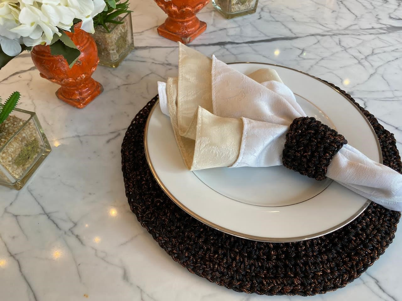 Porta Guardanapo Croche Preto com Lurex Cobre