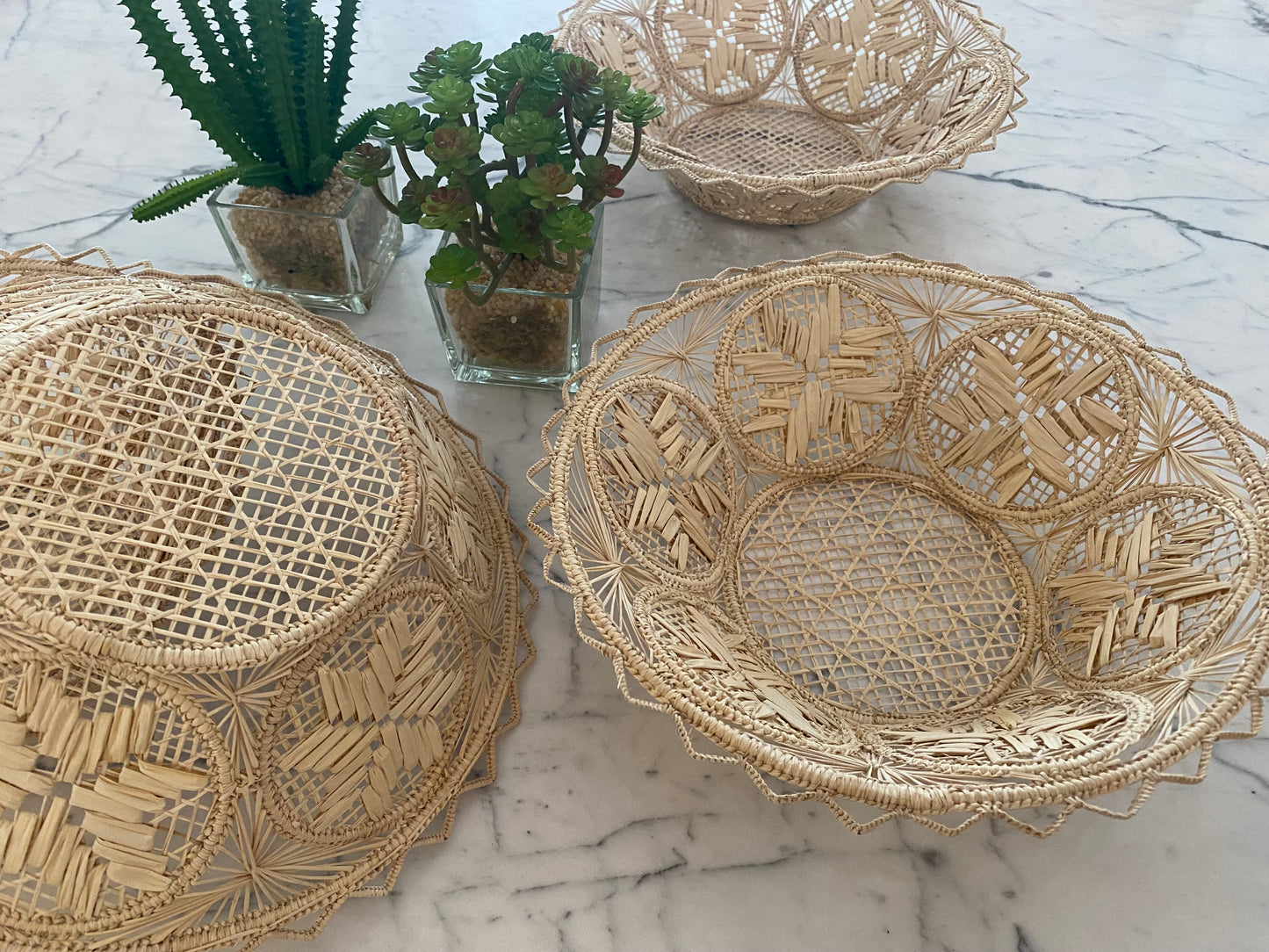 Cesta palha natural círculos