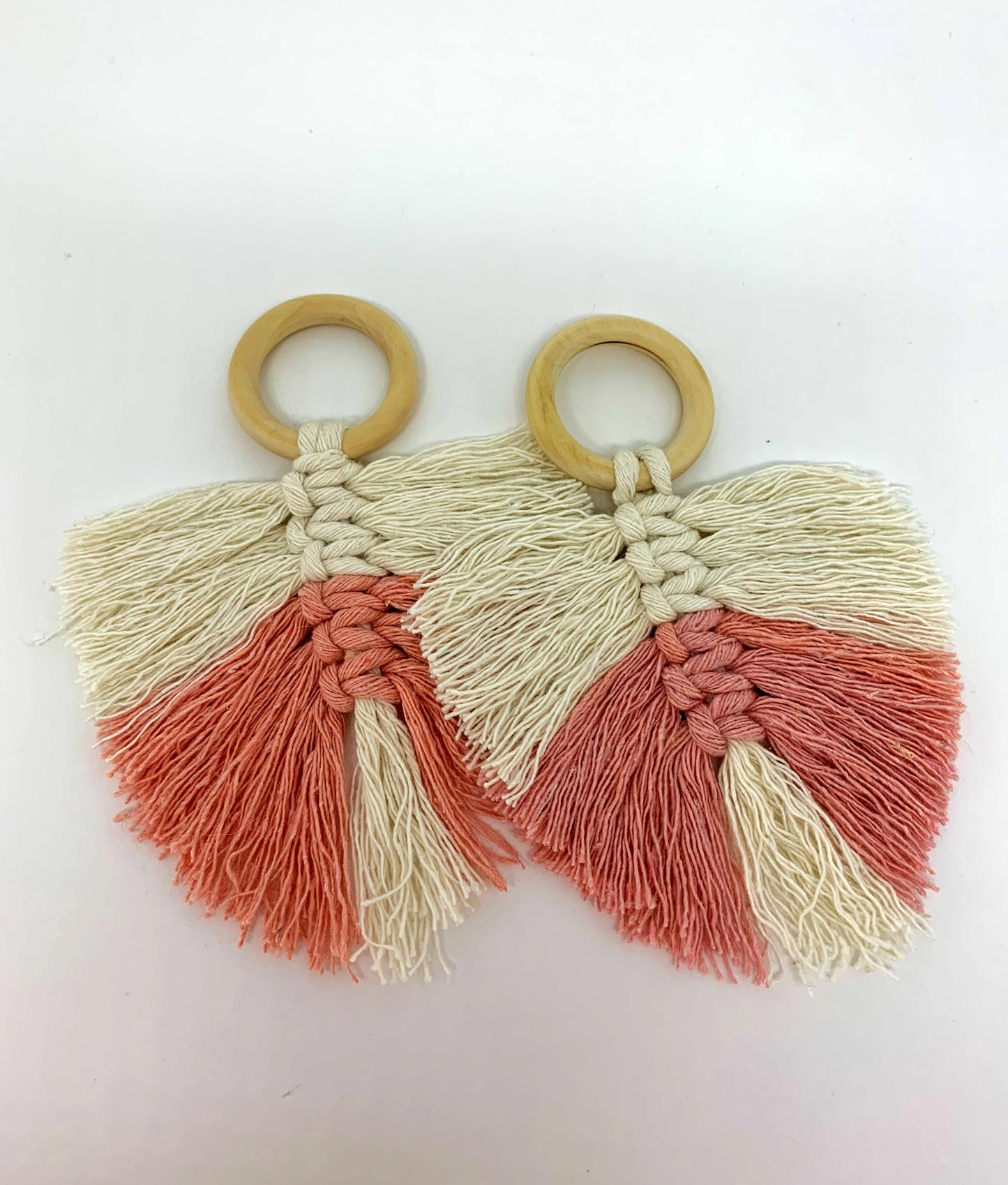 Porta Guardanapo Macrame Cru e Rosa