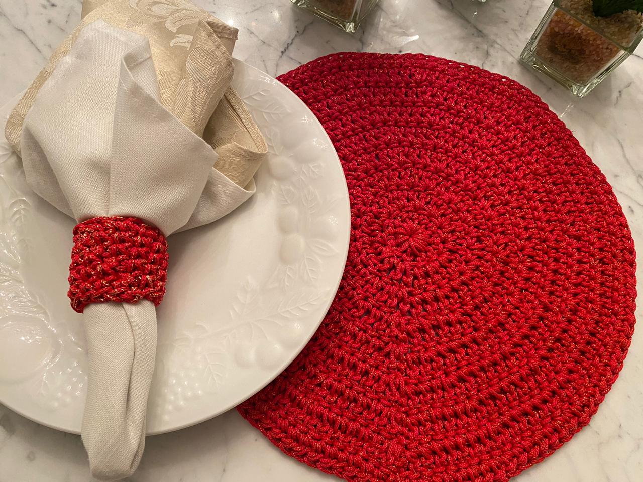 Souplat Crochê Vermelho com Lurex Dourado